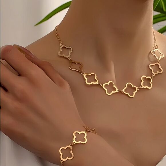 NWT CLOVER BRACELET & NECKLACE BUNDLE I GOLDTONE MEASUREMENTS PROV. In 5th PHOTO - Picture 2 of 5